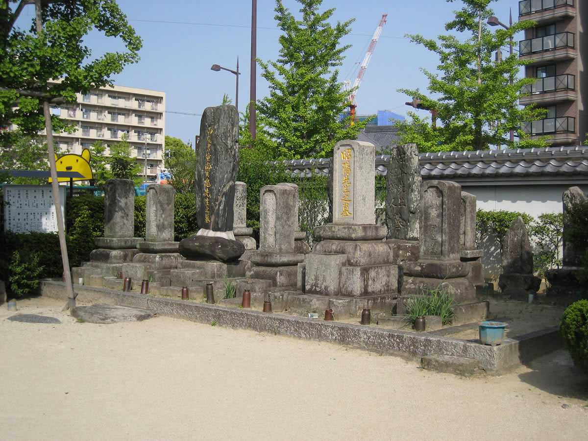 亀井家の墓