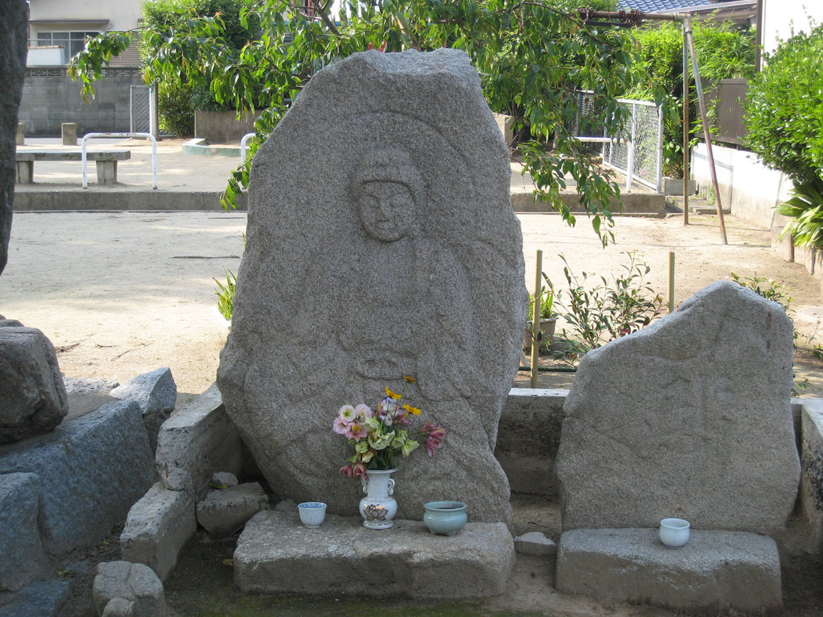 石仏と板碑
